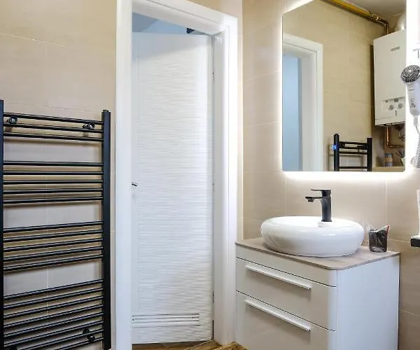 Mak - Free Parking - Balcony شقة