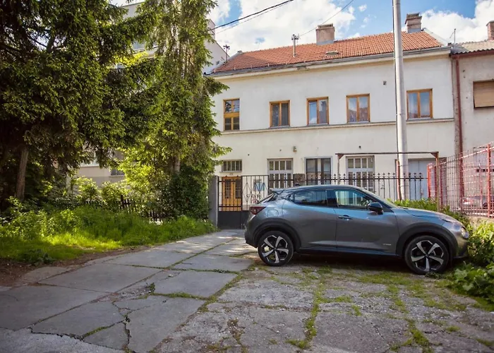 Mak - Free Parking - Balcony